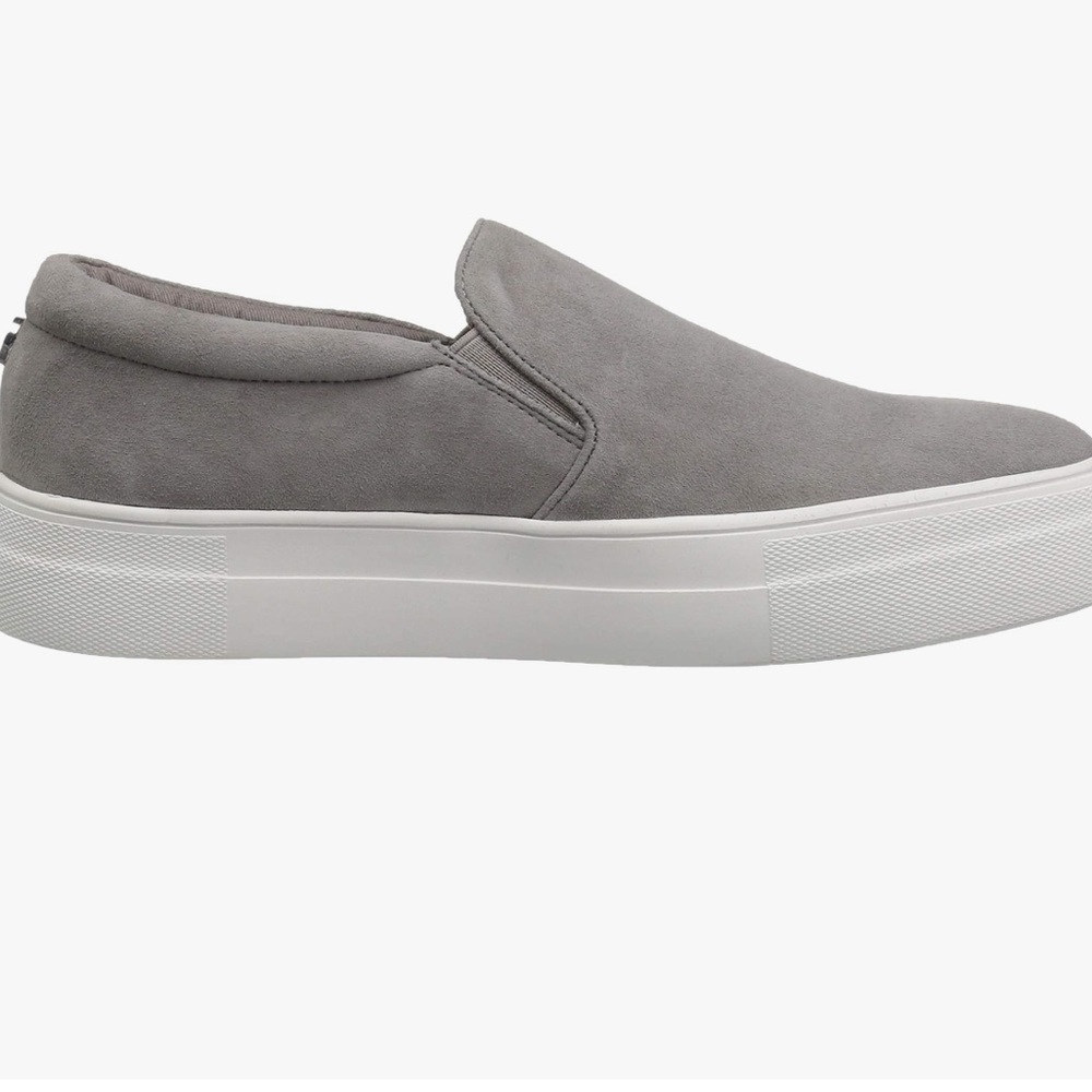 STEVE MADDEN GREY WOMEN’S GILL SNEAKERS